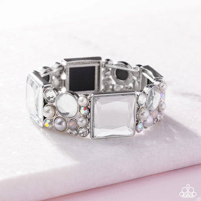 Paparazzi Glam to the Max - White