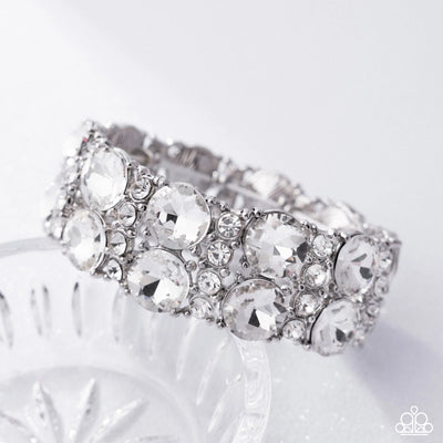 Paparazzi LOP Exact Elegance - White