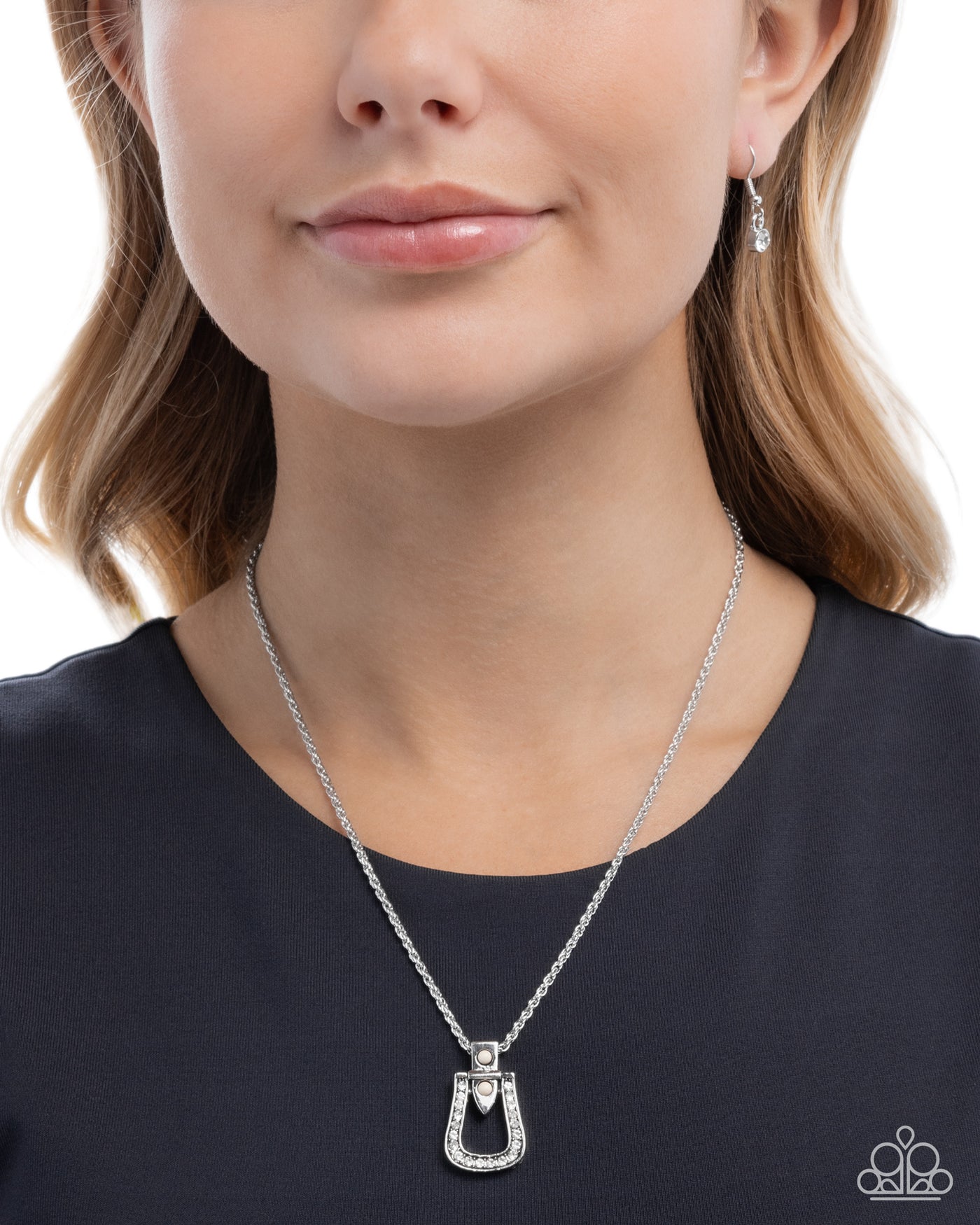 COMING SOON Paparazzi Sensational Stirrup - White