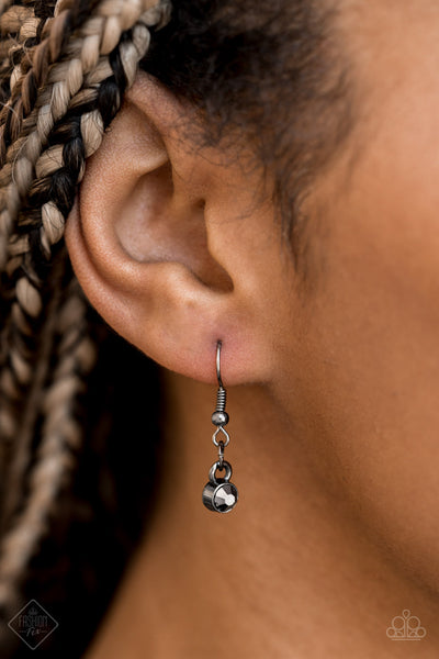 Paparazzi Razzle Dazzle - Studio Bling by Glam With Mack