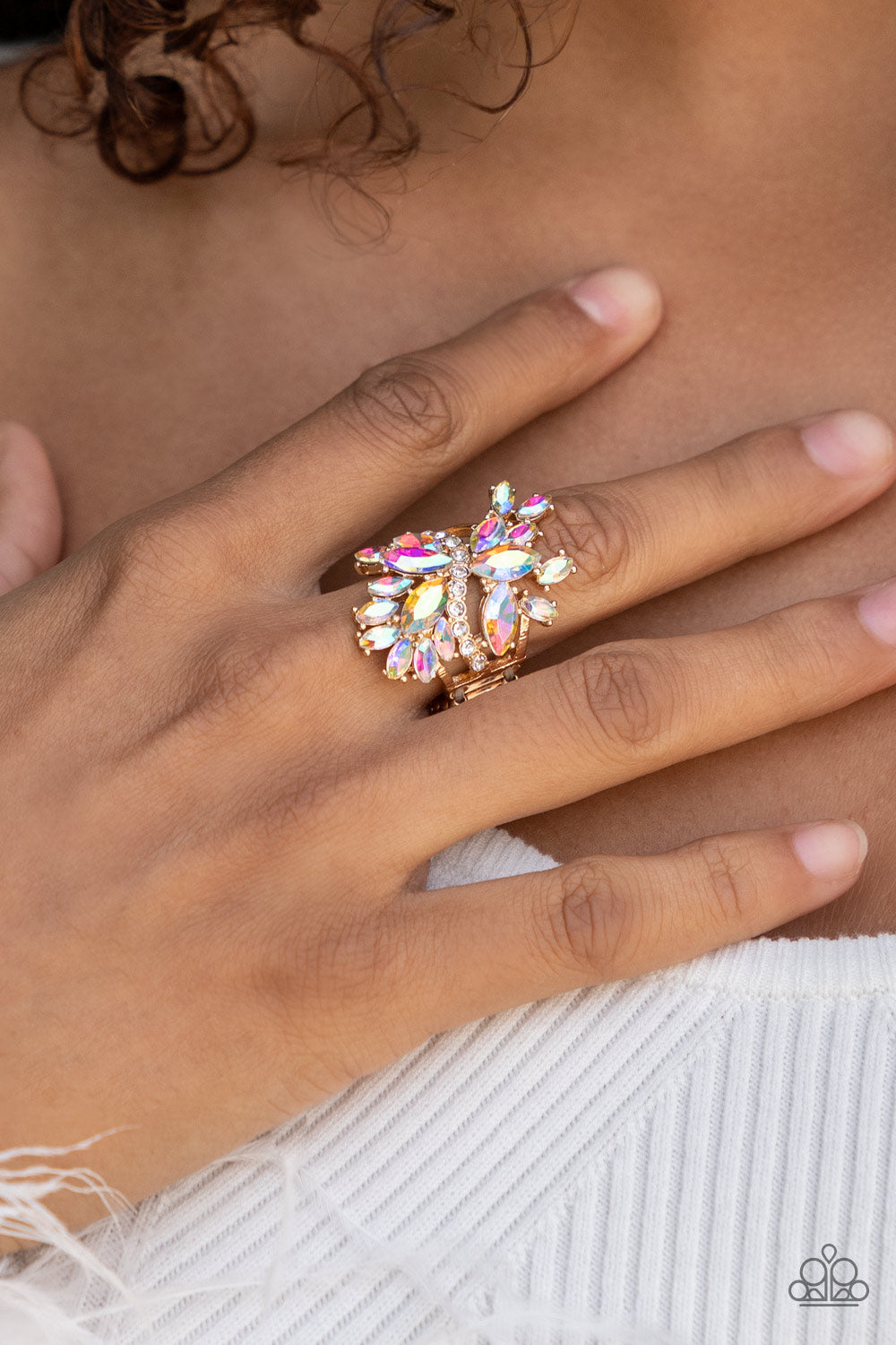 Paparazzi Flauntable Flare - Gold