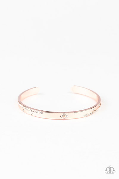 Paparazzi Dainty Dazzle - Rose Gold